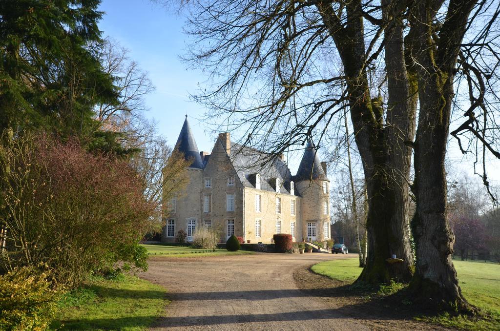 Chateau De Vaux Yvré-lʼÉvêque Exteriér fotografie